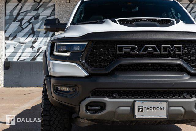 Photo of 2024 Bright White Clearcoat RAM 1500