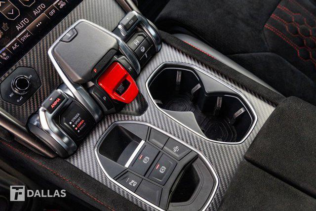 Photo of 2023 Bianco Monocerus Metallic Lamborghini Urus