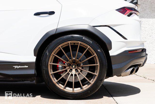 Photo of 2023 Bianco Monocerus Metallic Lamborghini Urus