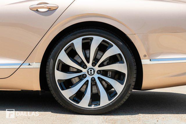 Photo of 2022 Rose Gold Metallic Bentley Flying Spur