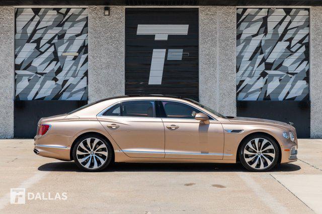 Photo of 2022 Rose Gold Metallic Bentley Flying Spur