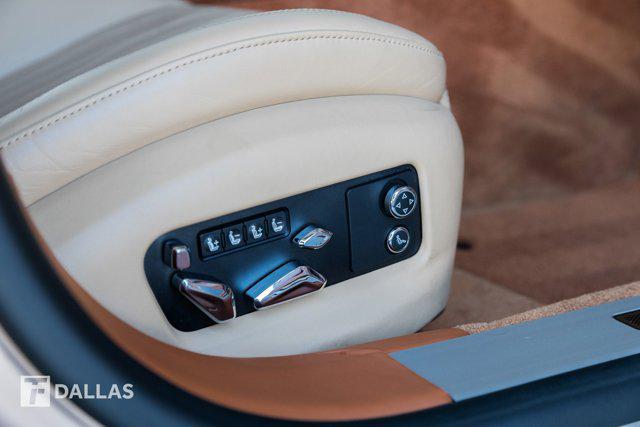 Photo of 2022 Rose Gold Metallic Bentley Flying Spur
