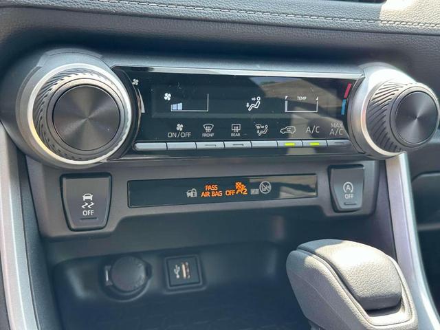 Photo of 2025 Silver Sky Metallic Toyota RAV4