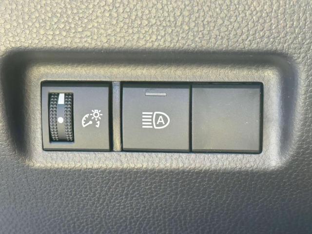Photo of 2025 Silver Sky Metallic Toyota RAV4