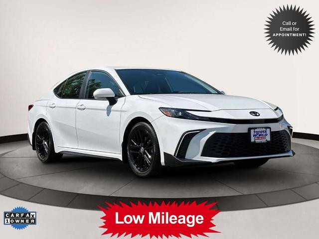 Photo of 2025 White Toyota Camry