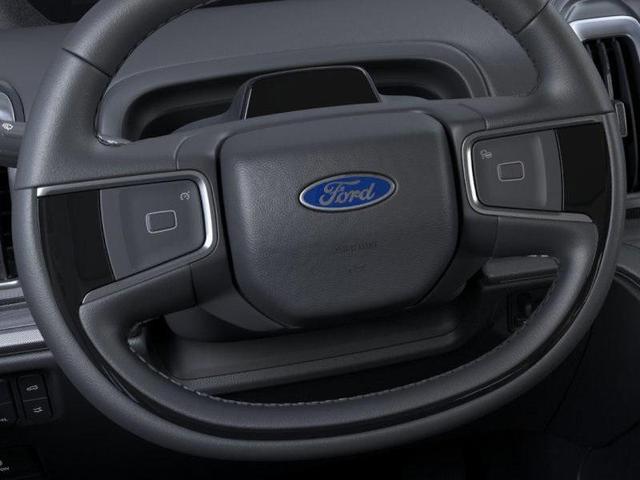 Photo of 2025 Agate Black Metallic Ford Expedition Max
