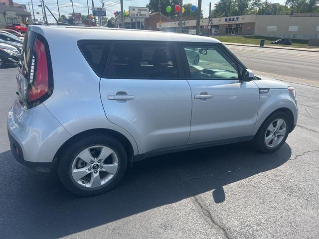 Photo of 2019 Bright Silver Kia Soul