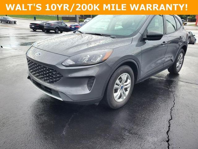 Photo of 2022 Gray Metallic Ford Escape