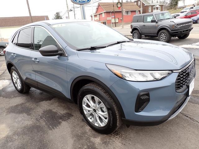 Photo of 2024 Vapor Blue Metallic Ford Escape
