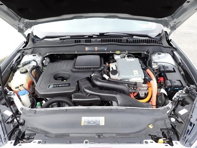 Photo of 2018 Ingot Silver Ford Fusion Hybrid