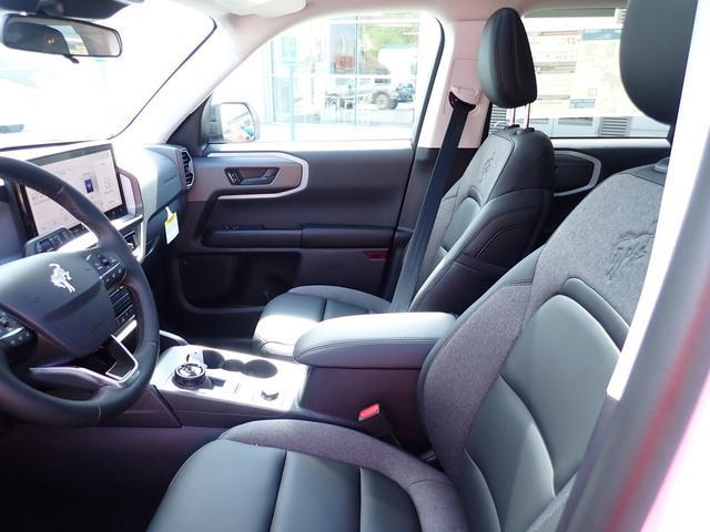 Photo of 2025 Oxford White Ford Bronco Sport