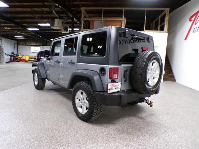 Photo of 2018 Billet Silver Metallic Clearcoat Jeep Wrangler JK Unlimited