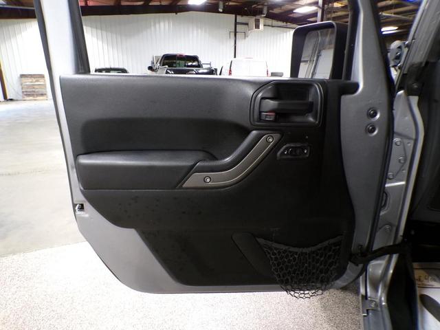 Photo of 2018 Billet Silver Metallic Clearcoat Jeep Wrangler JK Unlimited