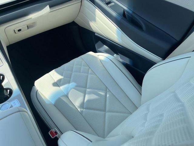 Photo of 2026 Capri Blue Genesis GV80