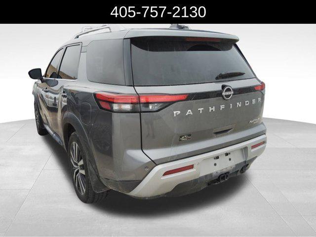 Photo of 2022 Gun Metallic Nissan Pathfinder