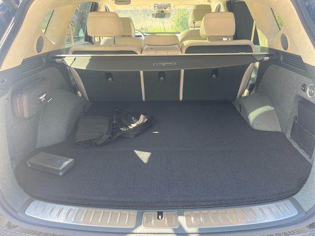 Photo of 2025 Vik Black Genesis GV80