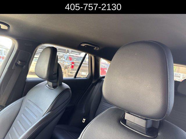 Photo of 2023 Black Mercedes-Benz GLC 300