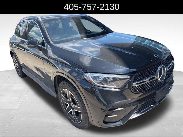 Photo of 2023 Black Mercedes-Benz GLC 300