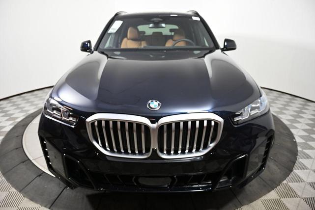 Photo of 2026 Carbon Black Metallic BMW X5