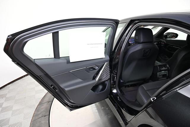 Photo of 2026 Black Sapphire Metallic BMW 530
