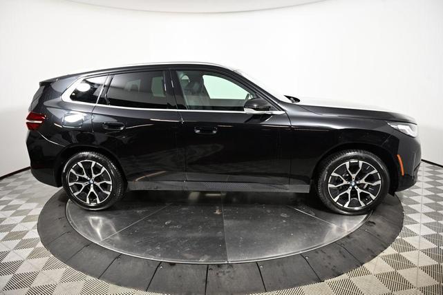 Photo of 2025 Black Sapphire Metallic BMW X3