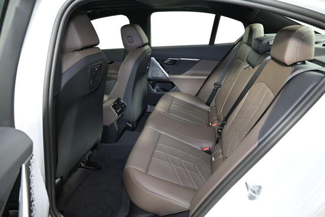 Photo of 2026 Mineral White Metallic BMW 530