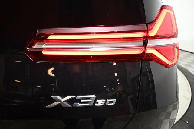 Photo of 2025 Black Sapphire Metallic BMW X3