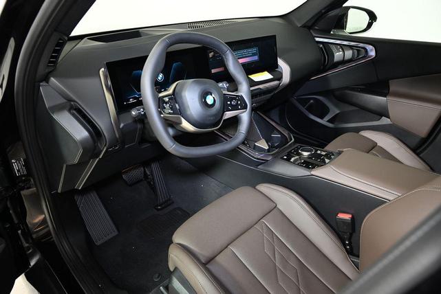 Photo of 2025 Black Sapphire Metallic BMW X3