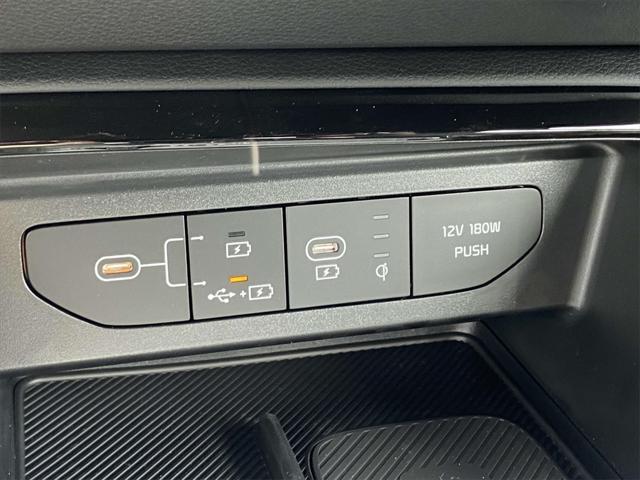 Photo of 2025 Yacht Blue Kia K5