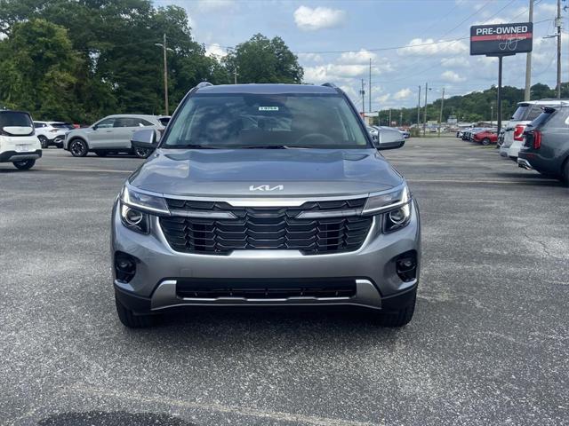 Photo of 2025 Steel Gray Kia Seltos