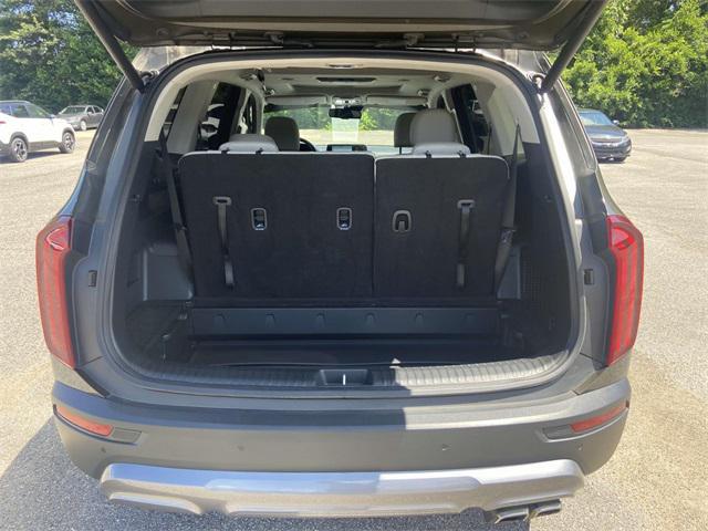 Photo of 2022 Dark Moss Kia Telluride