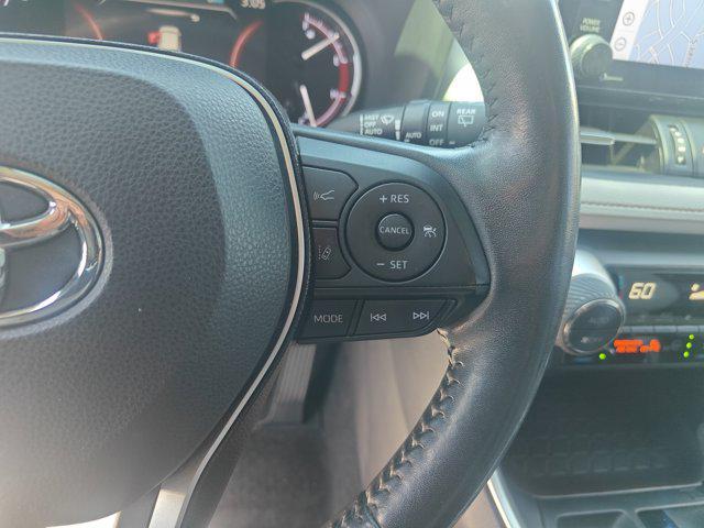 Photo of 2019 Blizzard Pearl Toyota RAV4