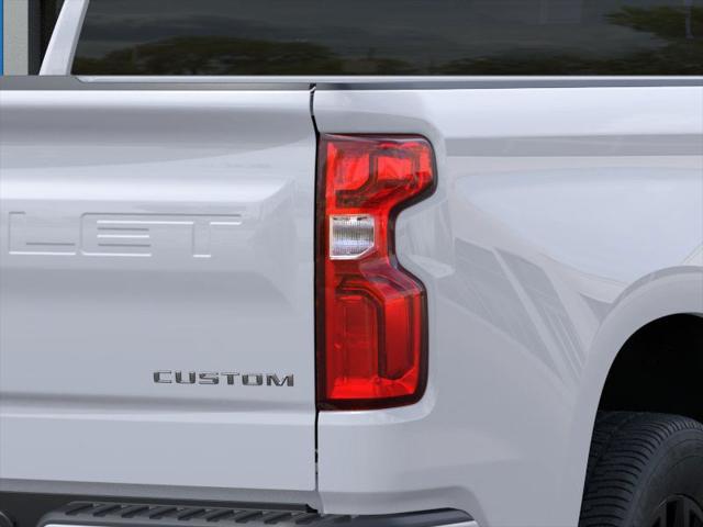 Photo of 2025 Summit White Chevrolet Silverado 1500