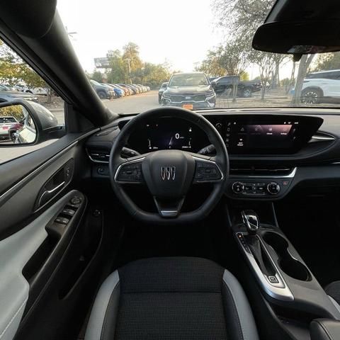 Photo of 2024 Moonstone Gray Metallic Buick Envista