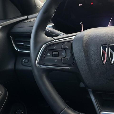 Photo of 2024 Moonstone Gray Metallic Buick Envista