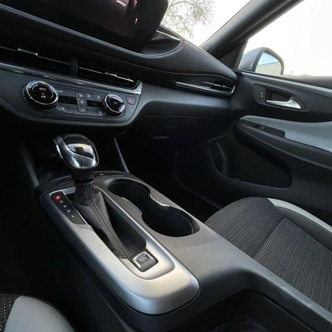 Photo of 2024 Moonstone Gray Metallic Buick Envista