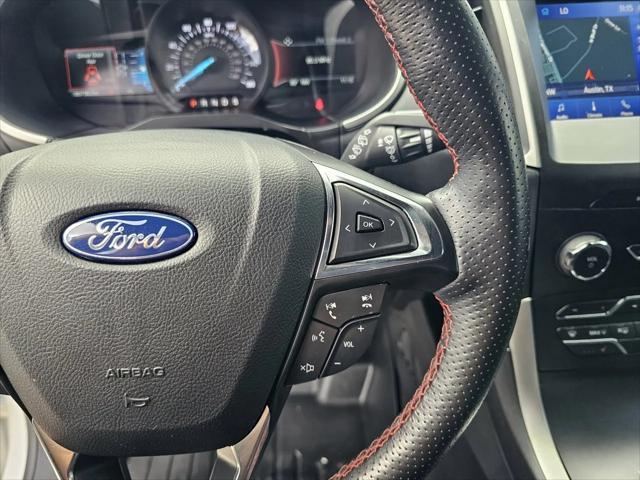 Photo of 2020 White Ford Edge