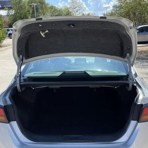 Photo of 2024 Brilliant Silver Metallic Nissan Altima