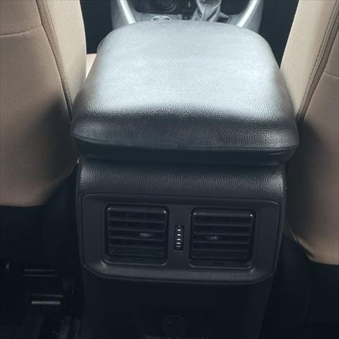 Photo of 2020 Super White Toyota RAV4 Hybrid