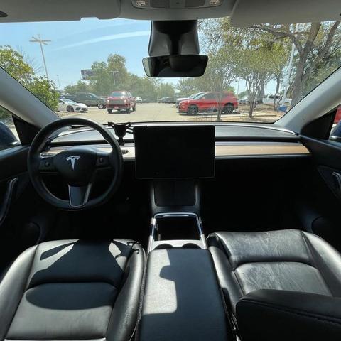 Photo of 2022 Deep Blue Metallic Tesla Model Y