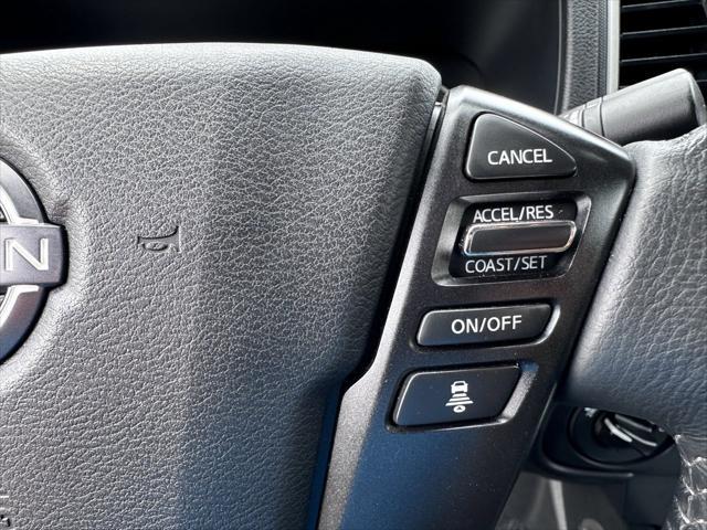 Photo of 2024 Glacier White Nissan Frontier