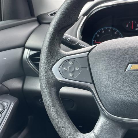 Photo of 2021 Silver Ice Metallic Chevrolet Traverse