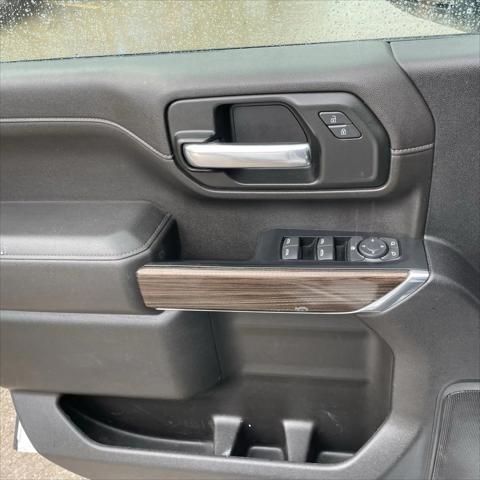Photo of 2023 Summit White Chevrolet Silverado 2500