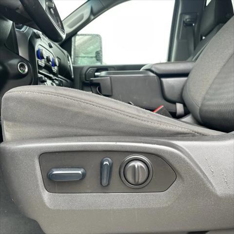 Photo of 2023 Summit White Chevrolet Silverado 2500