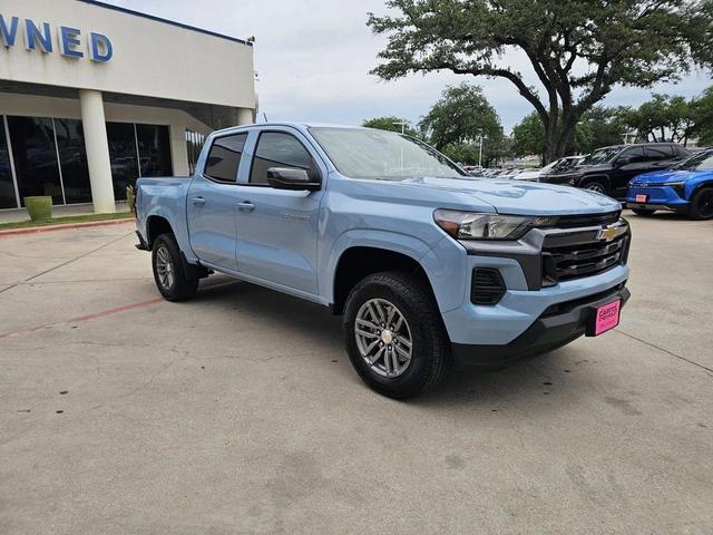 Photo of 2025 Snowdrift Metallic Chevrolet Colorado