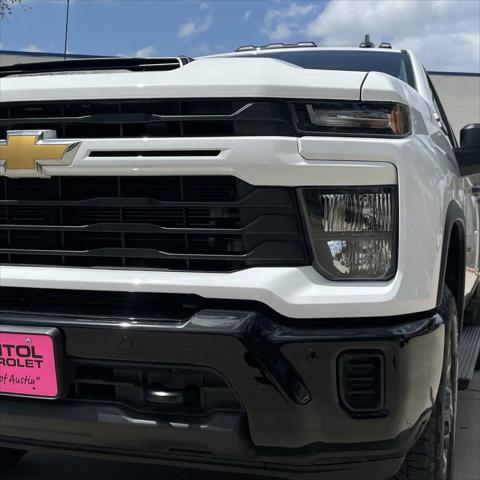 Photo of 2025 Summit White Chevrolet Silverado 2500