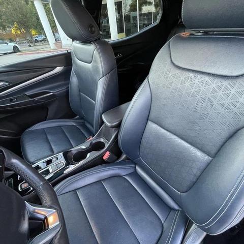 Photo of 2023 Gray Ghost Metallic Chevrolet Bolt EUV