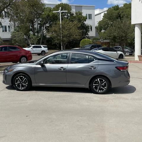Photo of 2024 Gun Metallic Nissan Sentra
