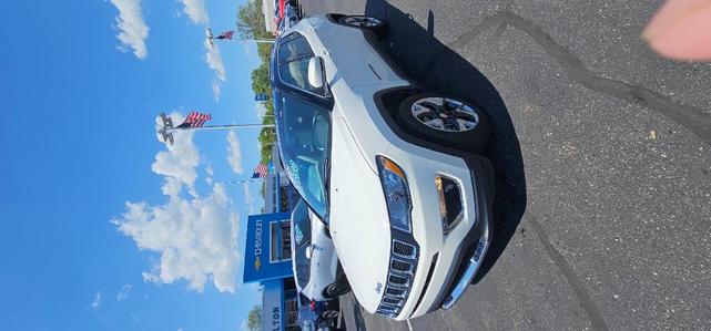 Photo of 2018 White Jeep Compass