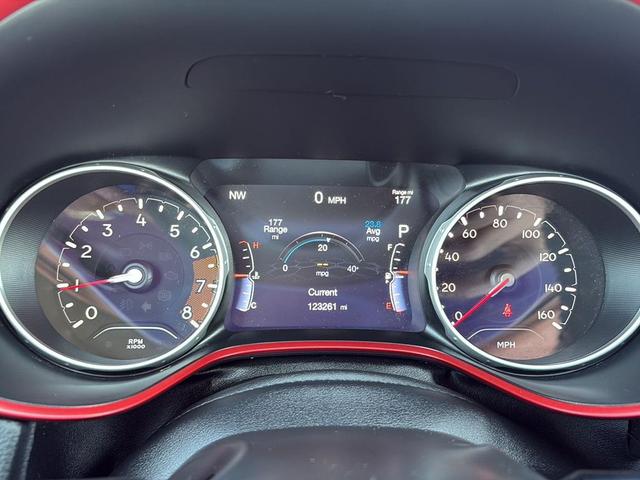 Photo of 2019 Granite Crystal Metallic Clearcoat Jeep Compass